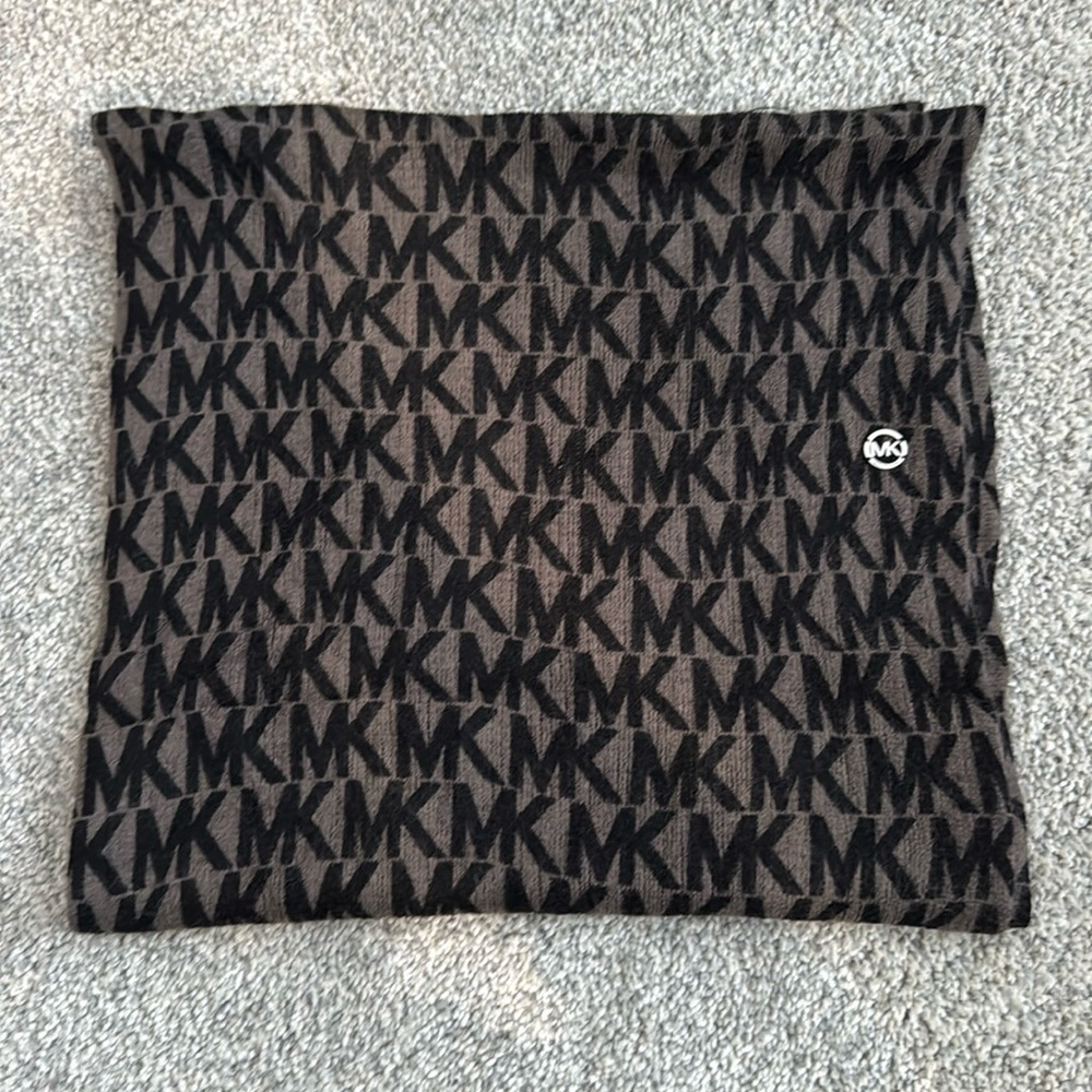 Michael Kors infinity scarf
